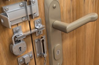 types de serrures : serrure verrou à cadenas. concept de sécurité